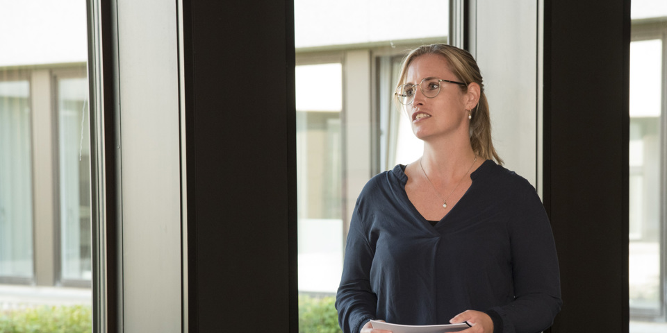 Regionsrådsformand Stephanie Lose taler.