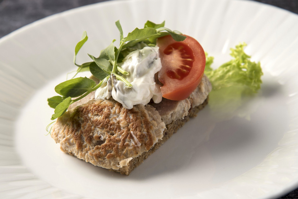 Frikadelle - eksempel på smørrebrød