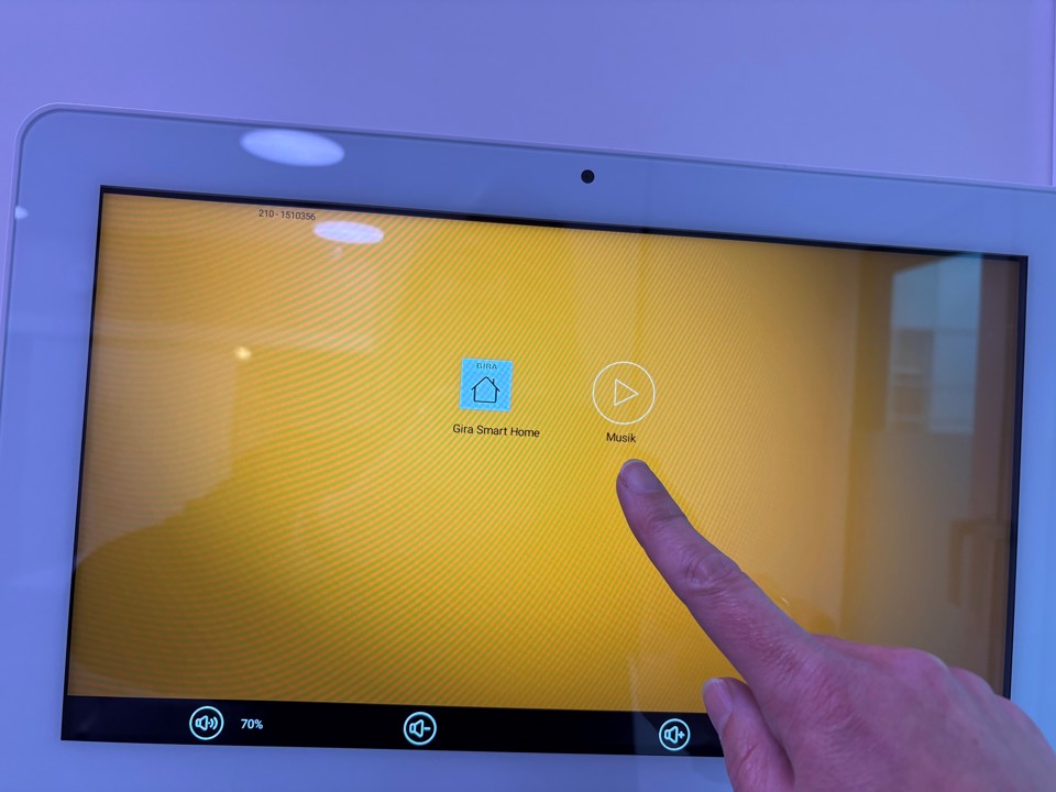 Tryk på ”Musik”. 