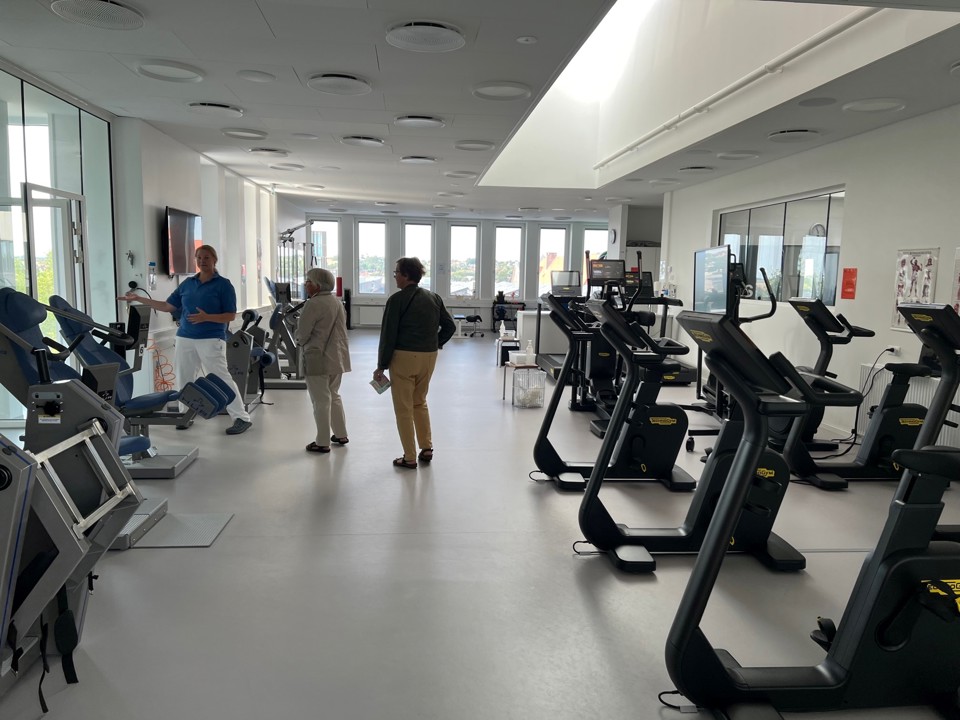 Træningslokale til genoptræning blev vist frem