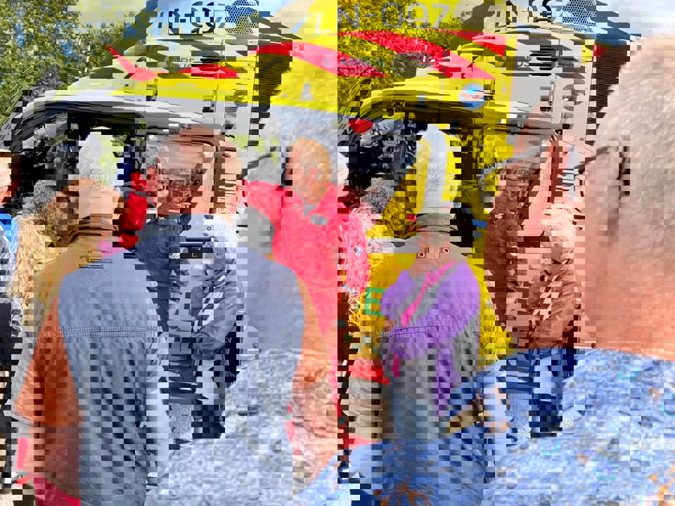 Der var stor interesse for at kigge ind i Akutlægehelikopteren