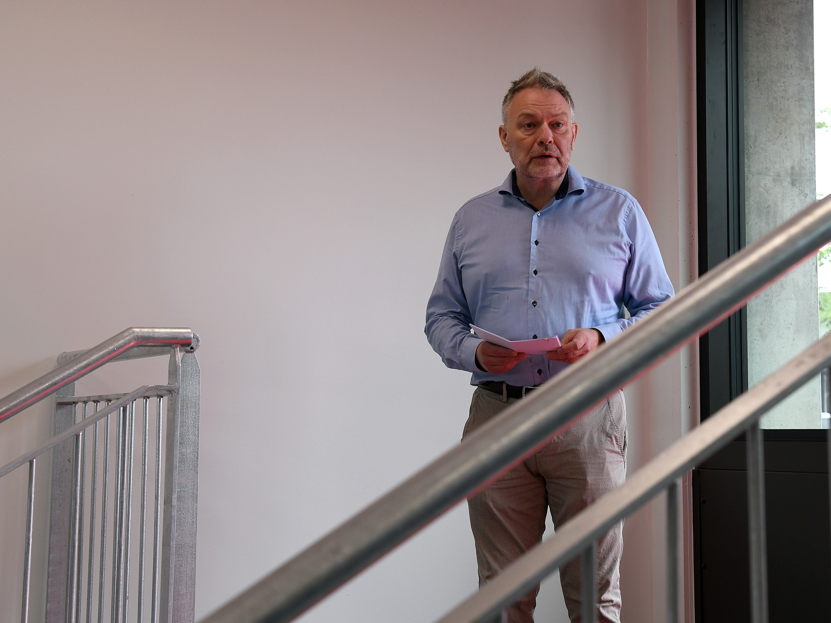 Regionsrådsformand Bo Libergren holder tale ved indvielsen.